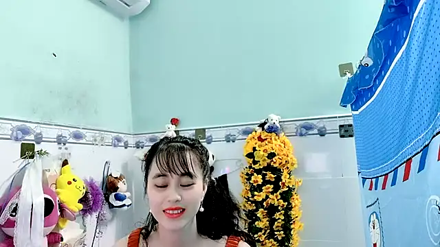 Snapshot of emgaixinhngoan chatting on 09-08-25, 04:17 emgaixinhngoan online show from 09-08-25, 04:17