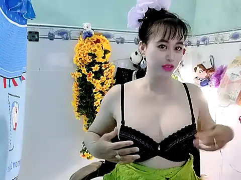 Snapshot of emgaixinhngoan chatting on 10-01-25, 03:45 emgaixinhngoan online show from 10-01-25, 03:45