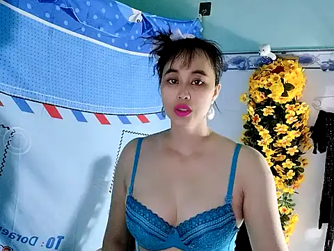 Snapshot of emgaixinhngoan chatting on 10-01-25, 03:51 emgaixinhngoan online show from 10-01-25, 03:51