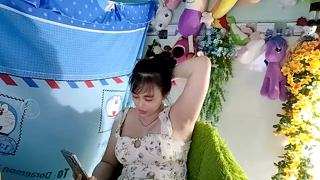 Snapshot of emgaixinhngoan chatting on 11-16-25, 03:56 emgaixinhngoan online show from 11-16-25, 03:56