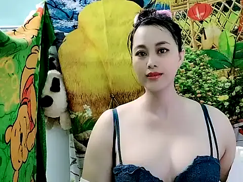 emgaixinhngoan online show from 12-19-25, 09:49