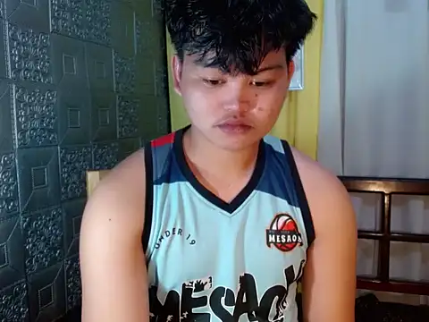 Reynelcock online show from 11-20-25, 06:57