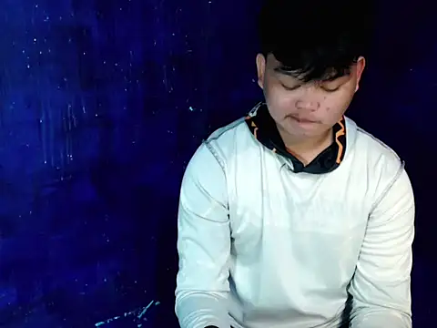 Reynelcock online show from 11-26-25, 04:41