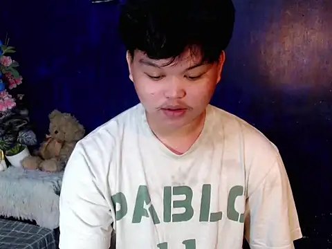 Reynelcock online show from 04-10-26, 12:32