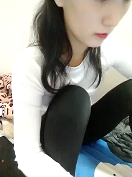 Kembong01 online show from 12-21-25, 12:34