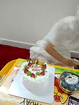 Kembong01 online show from 04-23-26, 01:18