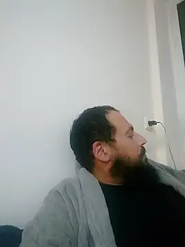 Snapshot of Negovotoo chatting on 10-17-25, 08:11 Negovotoo online show from 10-17-25, 08:11