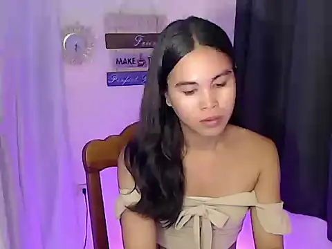 Snapshot of Sassy_Bianca chatting on 11-18-25, 06:18 Sassy Bianca online show from 11-18-25, 06:18