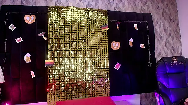 wensheng  online show from 09-18-25, 07:16