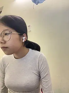 Snapshot of meomeo2k6 chatting on 11-07-25, 06:24 meomeo2k6 online show from 11-07-25, 06:24