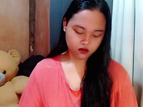  Lylia online show from 11-29-25, 09:51