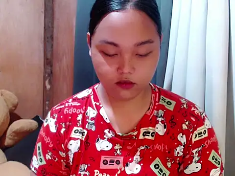  Lylia online show from 12-23-25, 05:16