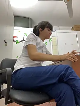 aphrodite sexy online show from 10-17-25, 04:42