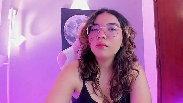 AliceCamxxx online show from 09-09-25, 12:05