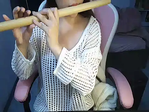 Ori-Yannie online show from 11-22-25, 11:42