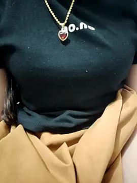 Du-Uyen online show from 11-16-25, 11:32