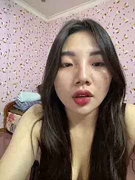 Snapshot of D2sweet chatting on 10-16-25, 11:44 D2sweet online show from 10-16-25, 11:44