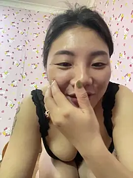 Snapshot of D2sweet chatting on 10-23-25, 03:44 D2sweet online show from 10-23-25, 03:44