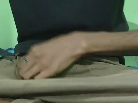 rockyy23boy online show from 12-18-25, 11:27