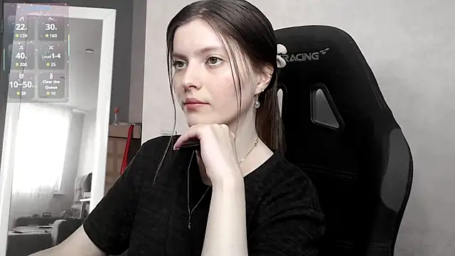Snapshot of cute_elfy_ chatting on 09-24-25, 02:09 cute elfy  online show from 09-24-25, 02:09