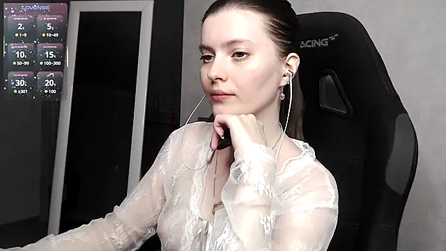 Snapshot of cute_elfy_ chatting on 09-27-25, 04:45 cute elfy  online show from 09-27-25, 04:45