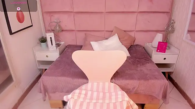 Janah Myers online show from 10-01-25, 12:44