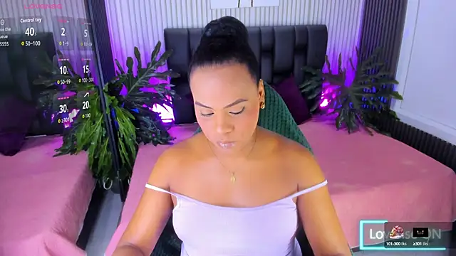 AriebonyBrooke online show from 10-16-25, 11:44