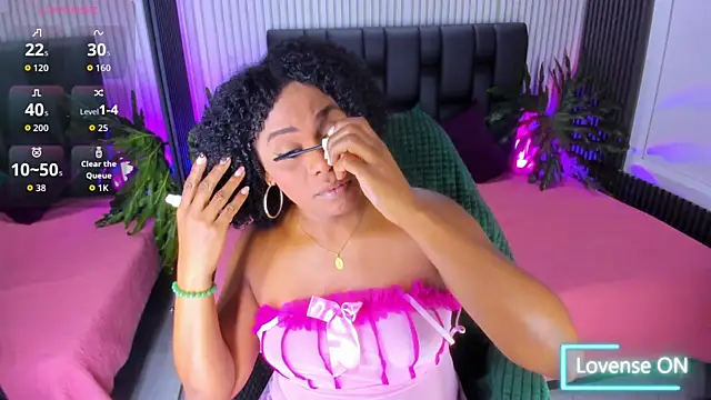 AriebonyBrooke online show from 10-20-25, 11:32