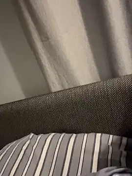 small dick123  online show from 03-10-26, 06:24