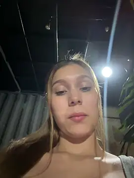 Nikii   online show from 04-25-26, 12:13
