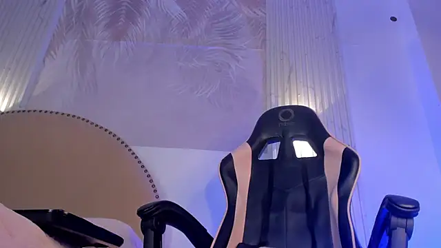 Melany  08 online show from 09-12-25, 01:22