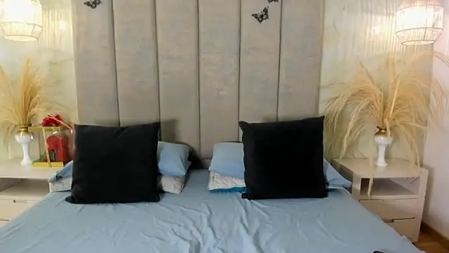 leaahcashh online show from 10-23-25, 09:35