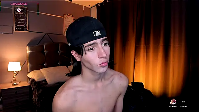 Christopher 77 online show from 09-16-25, 01:45