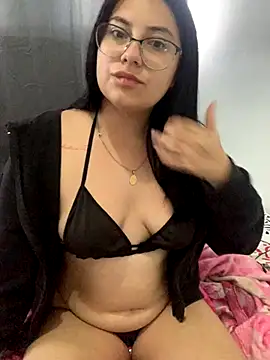 Velma star online show from 10-29-25, 11:23