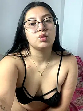 Velma star online show from 11-26-25, 11:55