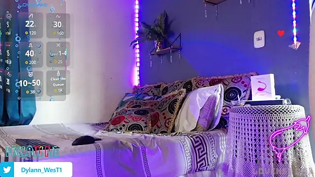 Dylann west online show from 09-18-25, 04:20