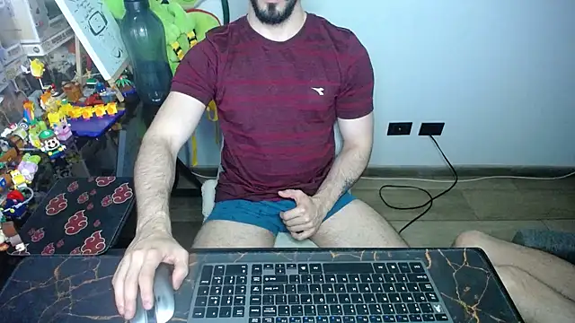 Snapshot of bossking017 chatting on 09-12-25, 05:07 bossking017 online show from 09-12-25, 05:07