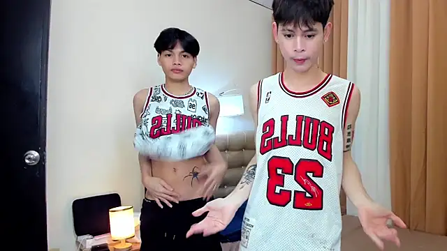 Snapshot of hotfreshdior chatting on 09-13-25, 08:30 hotfreshdior online show from 09-13-25, 08:30