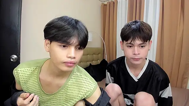 Snapshot of hotfreshdior chatting on 10-06-25, 08:17 hotfreshdior online show from 10-06-25, 08:17