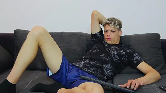 OttisBrawn online show from 10-27-25, 10:14