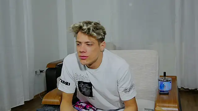 OttisBrawn online show from 11-10-25, 04:28