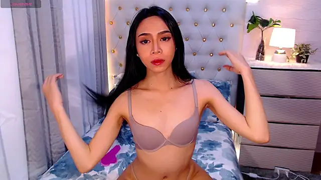 megumishemale x online show from 03-04-26, 09:15