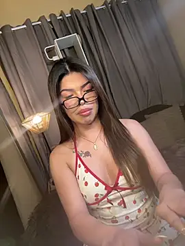 Snapshot of Nyxie_luxx chatting on 07-01-26, 11:34 Nyxie luxx online show from 07-01-26, 11:34