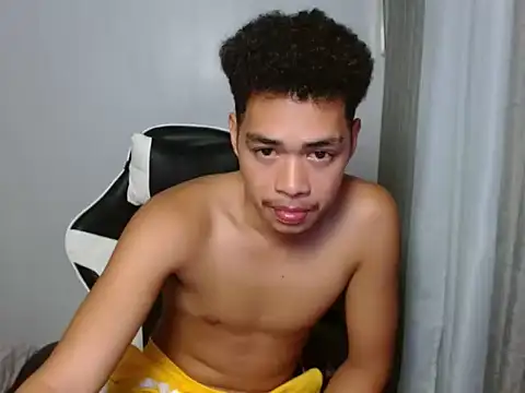 curlyasian njxx online show from 05-20-26, 11:44