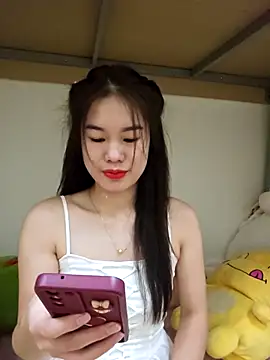 Baby-ladytits2025 online show from 11-09-25, 06:23