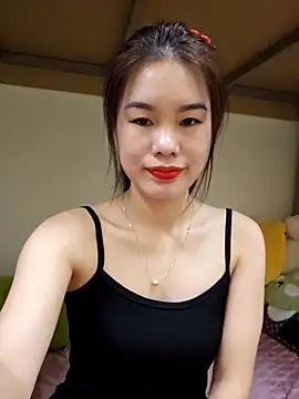 Baby-ladytits2025 online show from 12-04-25, 02:43