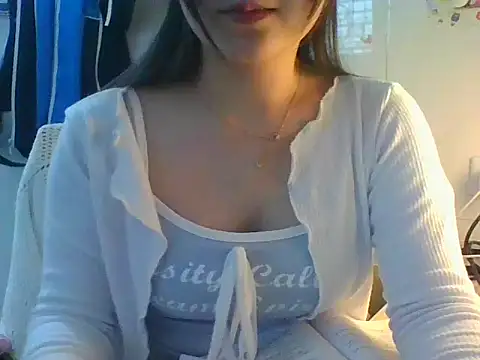 Snapshot of Linzly chatting on 02-27-26, 02:33 Linzly online show from 02-27-26, 02:33