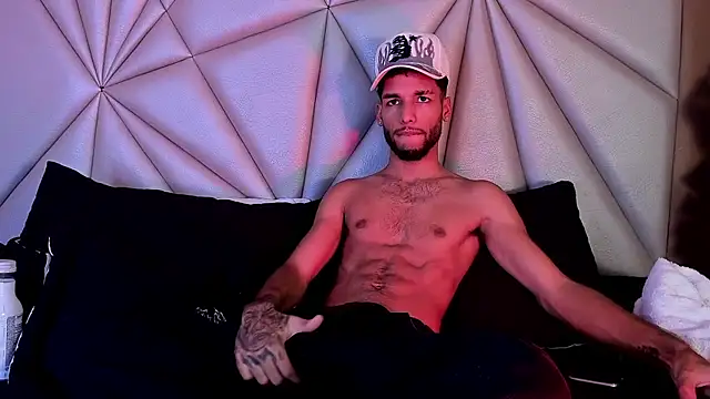 Thiagoferreti online show from 04-09-26, 03:28