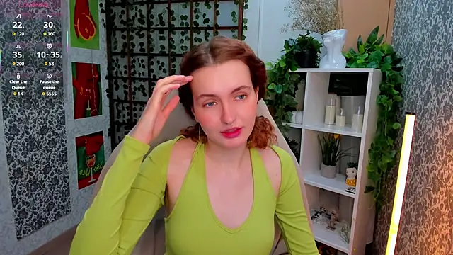 Elis Cherry online show from 12-15-25, 02:05