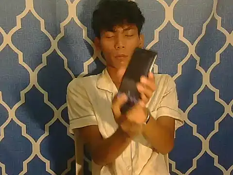 Snapshot of isanxxx chatting on 03-09-26, 12:09 isanxxx online show from 03-09-26, 12:09